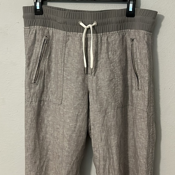 Athleta linen Cabo joggers, gray, women’s size 10. Zipper pockets. Cute! - Picture 2 of 10